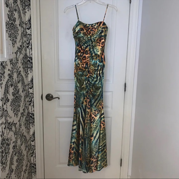 Mermaid style cheetah print multicolour gown - Picture 3 of 4